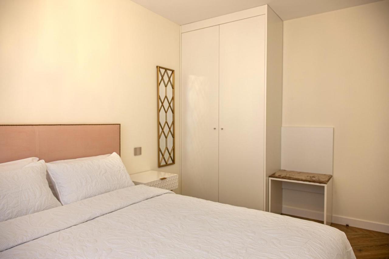 Apartamentos La Quinta Burgos Exterior photo